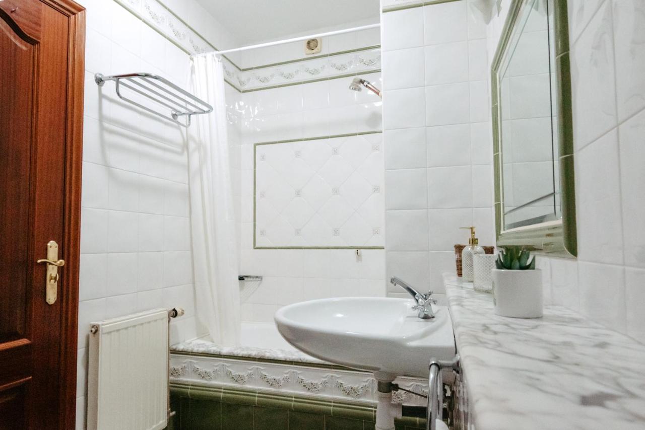 Lar Da Revolta Apartment Cedeira Bagian luar foto