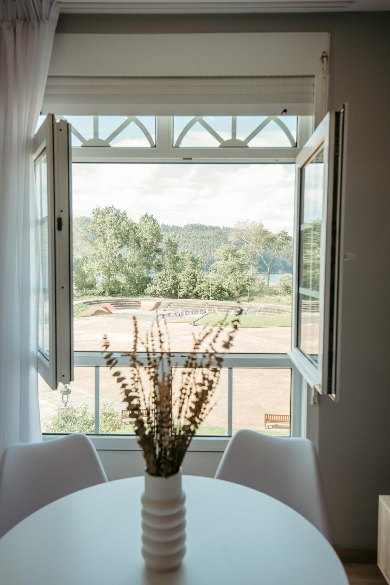 Lar Da Revolta Apartment Cedeira Bagian luar foto